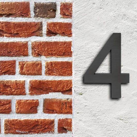 Antracit házszám "4" - rozsda,- és időjárásálló - 20 cm